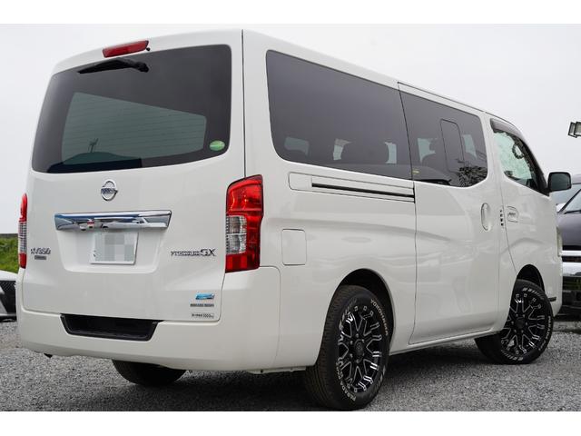 NV350キャラバンバン ロングプレミアムGXターボ 純正ナビフルセグ地デジ・Bカメラ・ベッドキット・HIDライト・LEDフォグ・社外17アルミ・ホワイトレタータイヤ・ドラレコ・ETC・インテリキー・Rヒータークーラー・本州仕入・寒冷地仕様・EGスタータ(10枚目)