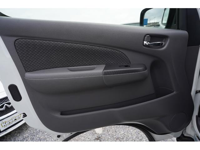 NV350キャラバンバン ロングプレミアムGXターボ 純正ナビフルセグ地デジ・Bカメラ・ベッドキット・HIDライト・LEDフォグ・社外17アルミ・ホワイトレタータイヤ・ドラレコ・ETC・インテリキー・Rヒータークーラー・本州仕入・寒冷地仕様・EGスタータ(25枚目)