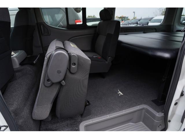 NV350キャラバンバン ロングプレミアムGXターボ 純正ナビフルセグ地デジ・Bカメラ・ベッドキット・HIDライト・LEDフォグ・社外17アルミ・ホワイトレタータイヤ・ドラレコ・ETC・インテリキー・Rヒータークーラー・本州仕入・寒冷地仕様・EGスタータ(38枚目)