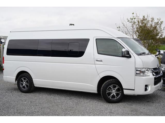 ハイエースワゴン グランドキャビン６型モデル　６型モデル・アルパイン１１インチナビフルセグ地デジ・バックカメラ・パワードア・衝突軽減ブレーキ・ＬＥＤライト・ＬＥＤ切り替えフォグ・スマートキー・ＥＴＣ・Ｒヒータークーラー・寒冷地仕様・ＥＧスターター（6枚目）