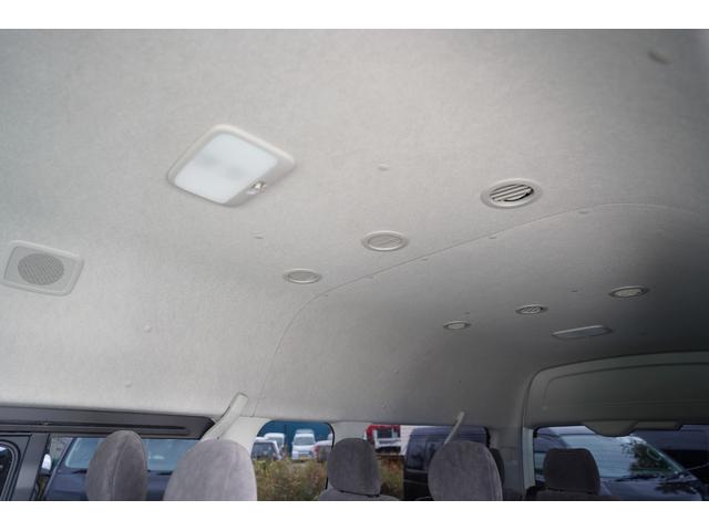 ハイエースワゴン グランドキャビン６型モデル　６型モデル・アルパイン１１インチナビフルセグ地デジ・バックカメラ・パワードア・衝突軽減ブレーキ・ＬＥＤライト・ＬＥＤ切り替えフォグ・スマートキー・ＥＴＣ・Ｒヒータークーラー・寒冷地仕様・ＥＧスターター（52枚目）