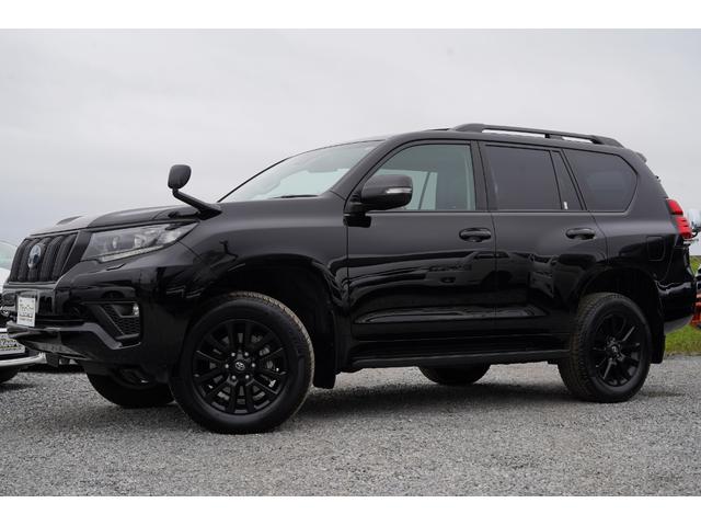 ランドクルーザープラド TX Lパッケージ マットブラックエディション最終モデル 最終モデル・純正9型ナビ地デジ・バックカメラ・電動サンルーフ・7人乗・黒革シート・パワーシート・シートベンチレーション・3列目電動格納・衝突軽減ブレーキ・レーダークルーズ・アンビエントライト・本州仕入(5枚目)
