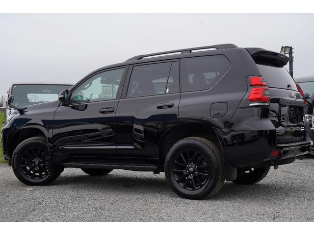 ランドクルーザープラド TX Lパッケージ マットブラックエディション最終モデル 最終モデル・純正9型ナビ地デジ・バックカメラ・電動サンルーフ・7人乗・黒革シート・パワーシート・シートベンチレーション・3列目電動格納・衝突軽減ブレーキ・レーダークルーズ・アンビエントライト・本州仕入(11枚目)