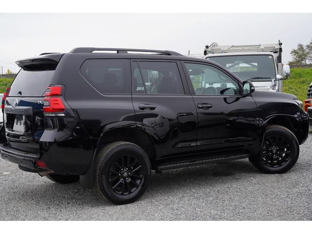 ランドクルーザープラド TX Lパッケージ マットブラックエディション最終モデル 最終モデル・純正9型ナビ地デジ・バックカメラ・電動サンルーフ・7人乗・黒革シート・パワーシート・シートベンチレーション・3列目電動格納・衝突軽減ブレーキ・レーダークルーズ・アンビエントライト・本州仕入(12枚目)