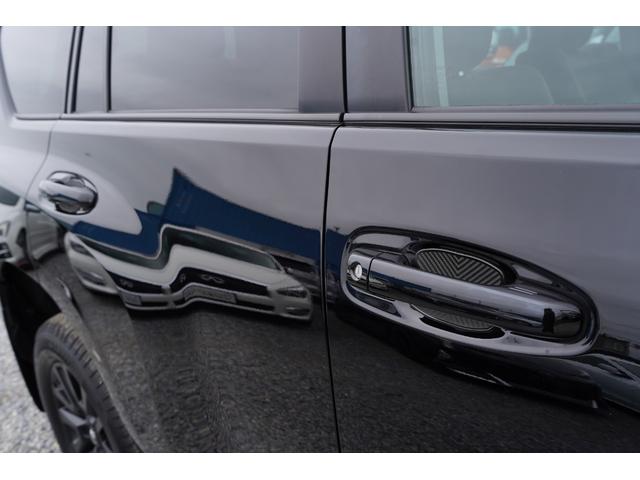 ランドクルーザープラド TX Lパッケージ マットブラックエディション最終モデル 最終モデル・純正9型ナビ地デジ・バックカメラ・電動サンルーフ・7人乗・黒革シート・パワーシート・シートベンチレーション・3列目電動格納・衝突軽減ブレーキ・レーダークルーズ・アンビエントライト・本州仕入(17枚目)