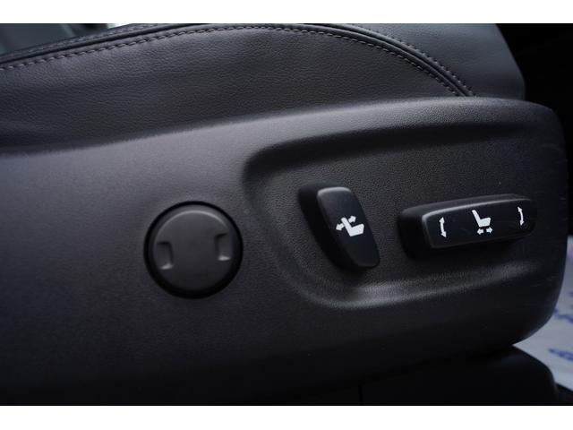 ランドクルーザープラド TX Lパッケージ マットブラックエディション最終モデル 最終モデル・純正9型ナビ地デジ・バックカメラ・電動サンルーフ・7人乗・黒革シート・パワーシート・シートベンチレーション・3列目電動格納・衝突軽減ブレーキ・レーダークルーズ・アンビエントライト・本州仕入(26枚目)