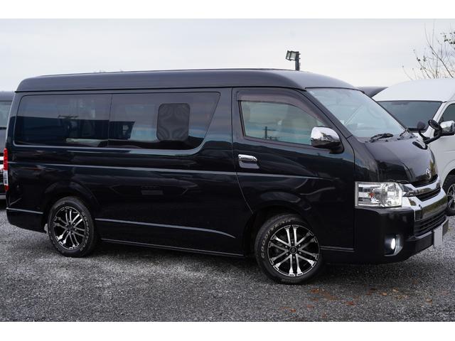 ハイエースワゴン ＧＬ４型後期モデル　アルパイン１１インチナビ地デジ・Ｂカメラ・後席モニター・アルパインデジタルミラー・ルーフスピーカー・ベッドキット・パワードア・コンビステア・社外１７アルミ・社外足回り・ショック・スタビ・ＬＥＤライト（2枚目）