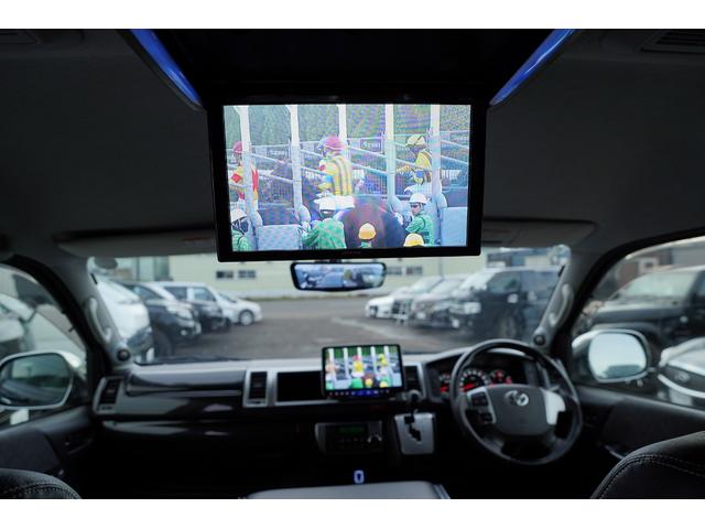 ハイエースワゴン ＧＬ４型後期モデル　アルパイン１１インチナビ地デジ・Ｂカメラ・後席モニター・アルパインデジタルミラー・ルーフスピーカー・ベッドキット・パワードア・コンビステア・社外１７アルミ・社外足回り・ショック・スタビ・ＬＥＤライト（15枚目）