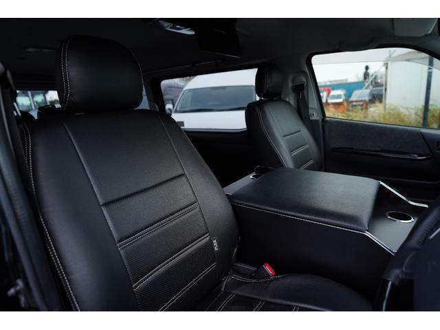 ハイエースワゴン ＧＬ４型後期モデル　アルパイン１１インチナビ地デジ・Ｂカメラ・後席モニター・アルパインデジタルミラー・ルーフスピーカー・ベッドキット・パワードア・コンビステア・社外１７アルミ・社外足回り・ショック・スタビ・ＬＥＤライト（18枚目）