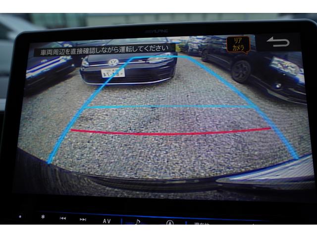 ハイエースワゴン ＧＬ４型後期モデル　アルパイン１１インチナビ地デジ・Ｂカメラ・後席モニター・アルパインデジタルミラー・ルーフスピーカー・ベッドキット・パワードア・コンビステア・社外１７アルミ・社外足回り・ショック・スタビ・ＬＥＤライト（26枚目）