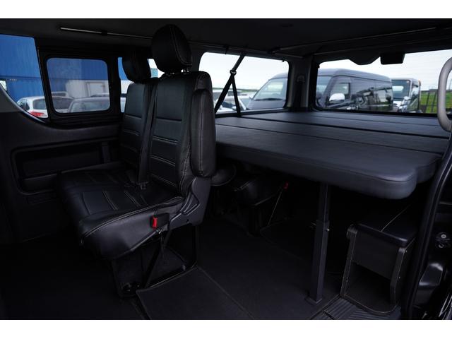 ハイエースワゴン ＧＬ４型後期モデル　アルパイン１１インチナビ地デジ・Ｂカメラ・後席モニター・アルパインデジタルミラー・ルーフスピーカー・ベッドキット・パワードア・コンビステア・社外１７アルミ・社外足回り・ショック・スタビ・ＬＥＤライト（39枚目）