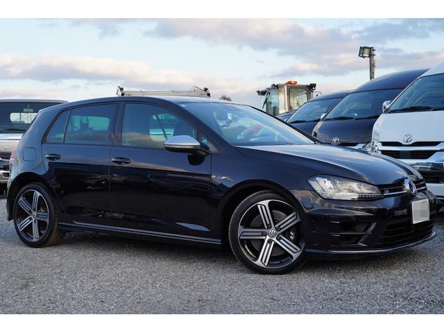 ゴルフR ベースグレード ディスカバープロナビフルセグ地デジ・R専用黒革シート・パワーシート・シートヒーター・アンビエントライト・衝突軽減ブレーキ・レーダークルーズ・レーンキープ・ETC・スマートキー・ワンオーナー・本州仕入(2枚目)