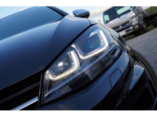 ゴルフR ベースグレード ディスカバープロナビフルセグ地デジ・R専用黒革シート・パワーシート・シートヒーター・アンビエントライト・衝突軽減ブレーキ・レーダークルーズ・レーンキープ・ETC・スマートキー・ワンオーナー・本州仕入(8枚目)