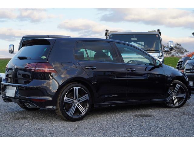 ゴルフR ベースグレード ディスカバープロナビフルセグ地デジ・R専用黒革シート・パワーシート・シートヒーター・アンビエントライト・衝突軽減ブレーキ・レーダークルーズ・レーンキープ・ETC・スマートキー・ワンオーナー・本州仕入(12枚目)