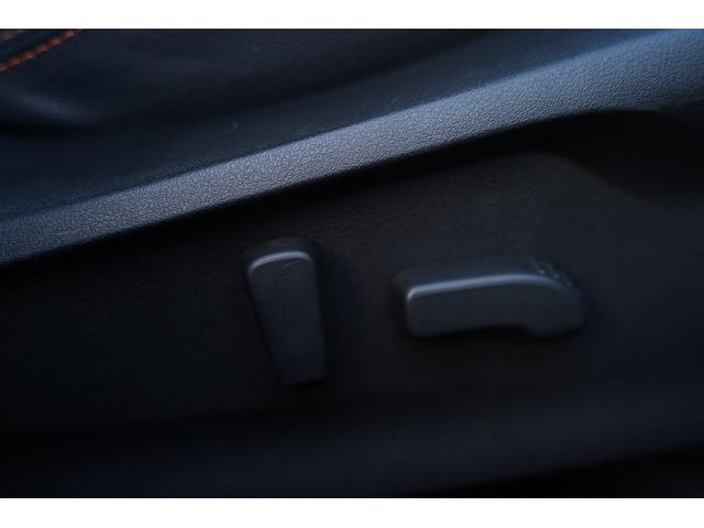 ＸＶ ２．０ｉ－Ｓ　アイサイト　純正８型ナビ地デジ・ナノイー・Ｂカメラ・オレンジステッチ内装・ハーフ革シート・Ｐシート・デイライトライナー・ＬＥＤライト・衝突軽減ブレーキ・レーダークルーズ・レーンキープ・ＢＳＭ・寒冷地・本州仕入（18枚目）