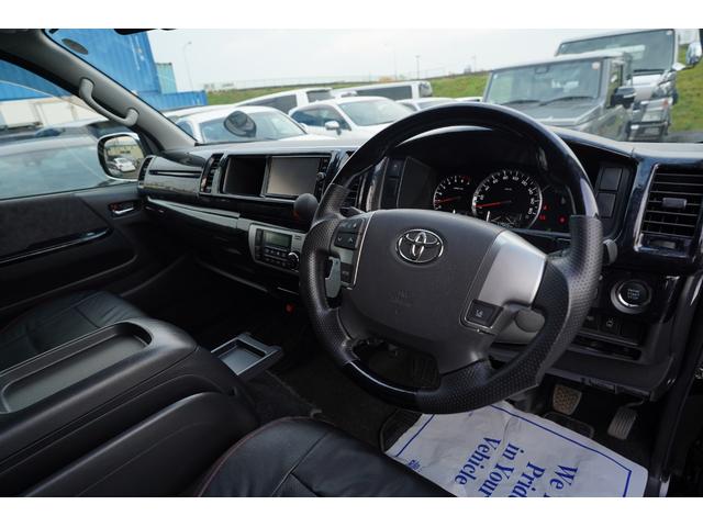 ハイエースワゴン GL5型モデル 純正ナビ地デジ・Bカメラ・後席モニター・パワードア・衝突軽減ブレーキ・レーンキープ・Fスポイラー・社外17アルミ・ベッドキット・LEDライトフォグ・LEDテール・スマートキー・ソナー・寒冷地・本州仕入(17枚目)