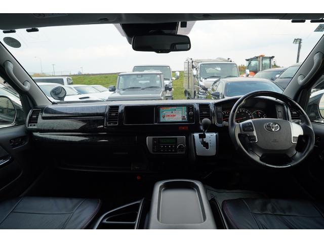 ハイエースワゴン GL5型モデル 純正ナビ地デジ・Bカメラ・後席モニター・パワードア・衝突軽減ブレーキ・レーンキープ・Fスポイラー・社外17アルミ・ベッドキット・LEDライトフォグ・LEDテール・スマートキー・ソナー・寒冷地・本州仕入(19枚目)