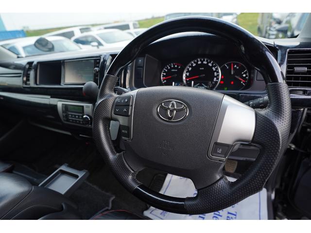 ハイエースワゴン GL5型モデル 純正ナビ地デジ・Bカメラ・後席モニター・パワードア・衝突軽減ブレーキ・レーンキープ・Fスポイラー・社外17アルミ・ベッドキット・LEDライトフォグ・LEDテール・スマートキー・ソナー・寒冷地・本州仕入(20枚目)