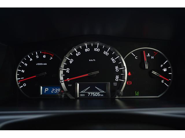 ハイエースワゴン GL5型モデル 純正ナビ地デジ・Bカメラ・後席モニター・パワードア・衝突軽減ブレーキ・レーンキープ・Fスポイラー・社外17アルミ・ベッドキット・LEDライトフォグ・LEDテール・スマートキー・ソナー・寒冷地・本州仕入(32枚目)