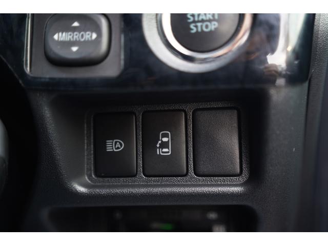 ハイエースワゴン GL5型モデル 純正ナビ地デジ・Bカメラ・後席モニター・パワードア・衝突軽減ブレーキ・レーンキープ・Fスポイラー・社外17アルミ・ベッドキット・LEDライトフォグ・LEDテール・スマートキー・ソナー・寒冷地・本州仕入(35枚目)