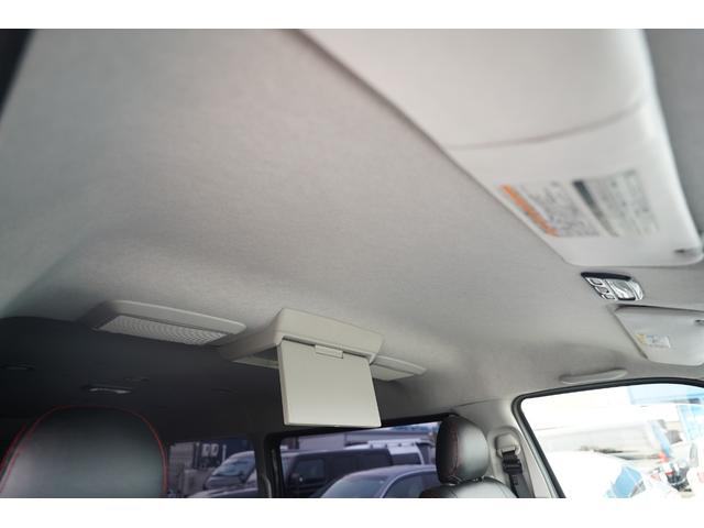 ハイエースワゴン GL5型モデル 純正ナビ地デジ・Bカメラ・後席モニター・パワードア・衝突軽減ブレーキ・レーンキープ・Fスポイラー・社外17アルミ・ベッドキット・LEDライトフォグ・LEDテール・スマートキー・ソナー・寒冷地・本州仕入(56枚目)