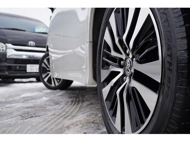 アルファード ２．５Ｓ　Ｃパッケージ　純正Ｄオーディオフルセグ地デジ・後席モニター・ＤＶＤ再生・両側パワードア・パワーゲート・合皮シート・シートベンチレーション・７人乗パワーオットマン・衝突軽減・レーダークルーズ・レーンキープ・本州仕入（13枚目）