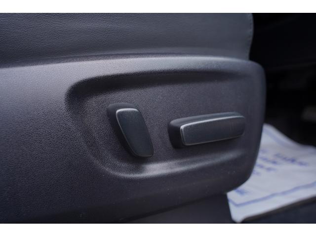 アルファード ２．５Ｓ　Ｃパッケージ　純正Ｄオーディオフルセグ地デジ・後席モニター・ＤＶＤ再生・両側パワードア・パワーゲート・合皮シート・シートベンチレーション・７人乗パワーオットマン・衝突軽減・レーダークルーズ・レーンキープ・本州仕入（21枚目）