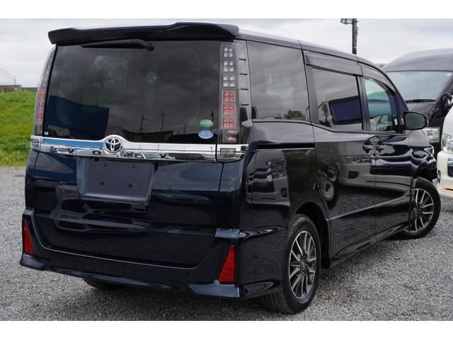 ヴォクシー ＺＳ　アルパインナビフルセグ地デジ・バックカメラ・両側パワードア・ＬＥＤライト・ＥＴＣ・スマートキー・プッシュスタート・Ｉストップ・寒冷地仕様・リアヒーター（11枚目）