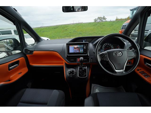 ヴォクシー ＺＳ　アルパインナビフルセグ地デジ・バックカメラ・両側パワードア・ＬＥＤライト・ＥＴＣ・スマートキー・プッシュスタート・Ｉストップ・寒冷地仕様・リアヒーター（16枚目）