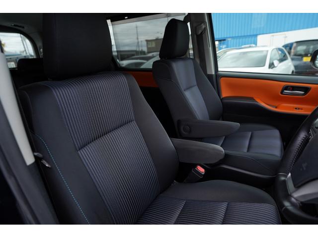 ヴォクシー ＺＳ　アルパインナビフルセグ地デジ・バックカメラ・両側パワードア・ＬＥＤライト・ＥＴＣ・スマートキー・プッシュスタート・Ｉストップ・寒冷地仕様・リアヒーター（18枚目）