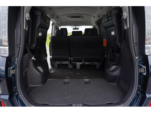 ヴォクシー ＺＳ　アルパインナビフルセグ地デジ・バックカメラ・両側パワードア・ＬＥＤライト・ＥＴＣ・スマートキー・プッシュスタート・Ｉストップ・寒冷地仕様・リアヒーター（40枚目）