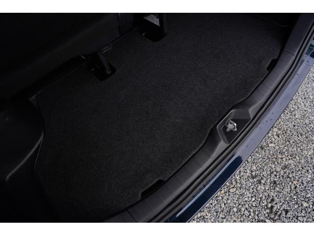 ヴォクシー ＺＳ　アルパインナビフルセグ地デジ・バックカメラ・両側パワードア・ＬＥＤライト・ＥＴＣ・スマートキー・プッシュスタート・Ｉストップ・寒冷地仕様・リアヒーター（41枚目）