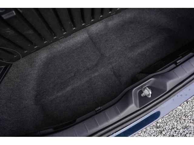 ヴォクシー ＺＳ　アルパインナビフルセグ地デジ・バックカメラ・両側パワードア・ＬＥＤライト・ＥＴＣ・スマートキー・プッシュスタート・Ｉストップ・寒冷地仕様・リアヒーター（42枚目）