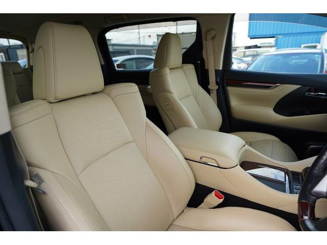 アルファードハイブリッド Ｇ　Ｆパッケージ　純正ナビフルセグ地デジ・バックカメラ・後席モニター・ベージュ本革シート・エグゼクティブシート・パワーオットマン・メモリーシート・シートヒーター・ステアヒーター・両側パワードア・パワーゲート・本州仕入（18枚目）