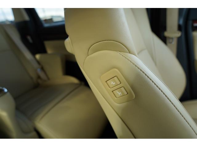 アルファードハイブリッド Ｇ　Ｆパッケージ　純正ナビフルセグ地デジ・バックカメラ・後席モニター・ベージュ本革シート・エグゼクティブシート・パワーオットマン・メモリーシート・シートヒーター・ステアヒーター・両側パワードア・パワーゲート・本州仕入（42枚目）