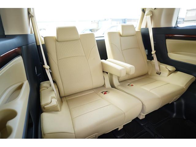 アルファードハイブリッド Ｇ　Ｆパッケージ　純正ナビフルセグ地デジ・バックカメラ・後席モニター・ベージュ本革シート・エグゼクティブシート・パワーオットマン・メモリーシート・シートヒーター・ステアヒーター・両側パワードア・パワーゲート・本州仕入（44枚目）