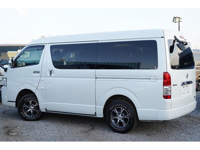 ハイエースワゴン ＧＬ５型モデル　純正ナビ地デジ・Ｂカメラ・１２．１後席モニター・パワードア・衝突軽減ブレーキ・レーンキープ・ＬＥＤライト・切替フォグ・ＥＴＣ・スマートキー・ドラレコ・寒冷地・Ｒヒータークーラー・ワンオーナー・本州仕入（10枚目）