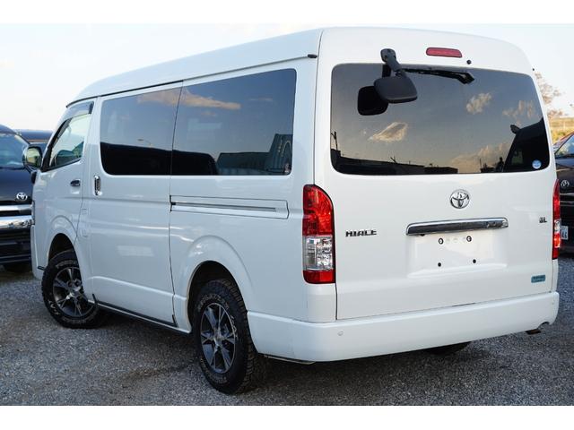 ハイエースワゴン ＧＬ５型モデル　純正ナビ地デジ・Ｂカメラ・１２．１後席モニター・パワードア・衝突軽減ブレーキ・レーンキープ・ＬＥＤライト・切替フォグ・ＥＴＣ・スマートキー・ドラレコ・寒冷地・Ｒヒータークーラー・ワンオーナー・本州仕入（12枚目）