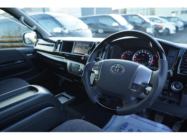 ハイエースワゴン ＧＬ５型モデル　純正ナビ地デジ・Ｂカメラ・１２．１後席モニター・パワードア・衝突軽減ブレーキ・レーンキープ・ＬＥＤライト・切替フォグ・ＥＴＣ・スマートキー・ドラレコ・寒冷地・Ｒヒータークーラー・ワンオーナー・本州仕入（16枚目）