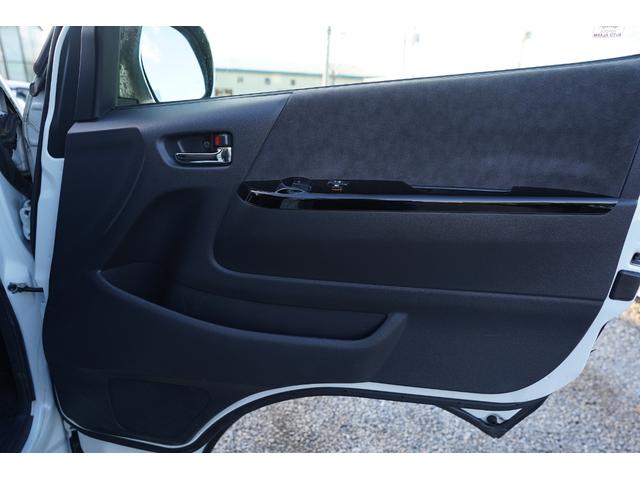 ハイエースワゴン ＧＬ５型モデル　純正ナビ地デジ・Ｂカメラ・１２．１後席モニター・パワードア・衝突軽減ブレーキ・レーンキープ・ＬＥＤライト・切替フォグ・ＥＴＣ・スマートキー・ドラレコ・寒冷地・Ｒヒータークーラー・ワンオーナー・本州仕入（23枚目）