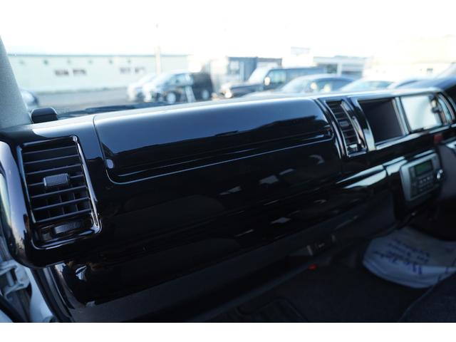 ハイエースワゴン ＧＬ５型モデル　純正ナビ地デジ・Ｂカメラ・１２．１後席モニター・パワードア・衝突軽減ブレーキ・レーンキープ・ＬＥＤライト・切替フォグ・ＥＴＣ・スマートキー・ドラレコ・寒冷地・Ｒヒータークーラー・ワンオーナー・本州仕入（24枚目）