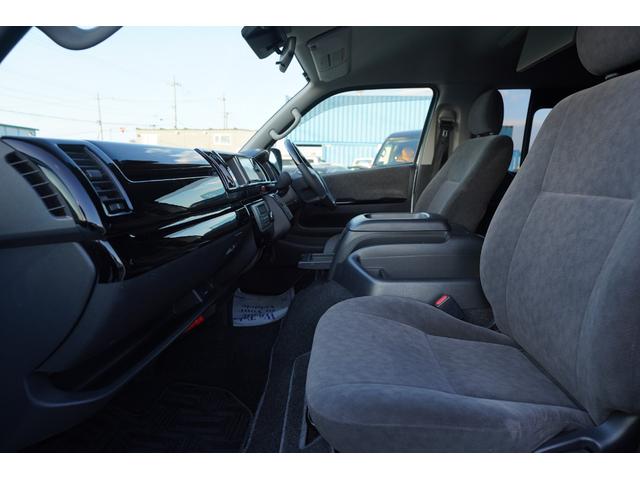 ハイエースワゴン ＧＬ５型モデル　純正ナビ地デジ・Ｂカメラ・１２．１後席モニター・パワードア・衝突軽減ブレーキ・レーンキープ・ＬＥＤライト・切替フォグ・ＥＴＣ・スマートキー・ドラレコ・寒冷地・Ｒヒータークーラー・ワンオーナー・本州仕入（25枚目）