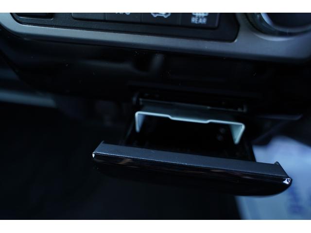 ハイエースワゴン ＧＬ５型モデル　純正ナビ地デジ・Ｂカメラ・１２．１後席モニター・パワードア・衝突軽減ブレーキ・レーンキープ・ＬＥＤライト・切替フォグ・ＥＴＣ・スマートキー・ドラレコ・寒冷地・Ｒヒータークーラー・ワンオーナー・本州仕入（39枚目）