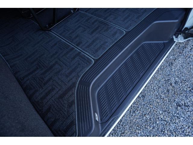 ハイエースワゴン ＧＬ５型モデル　純正ナビ地デジ・Ｂカメラ・１２．１後席モニター・パワードア・衝突軽減ブレーキ・レーンキープ・ＬＥＤライト・切替フォグ・ＥＴＣ・スマートキー・ドラレコ・寒冷地・Ｒヒータークーラー・ワンオーナー・本州仕入（45枚目）