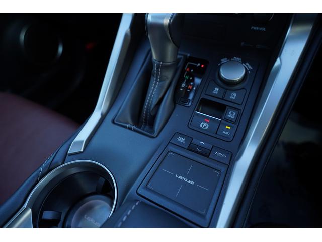 ＮＸ ＮＸ２００ｔ　バージョンＬ　パノラミックガラスルーフ　純正ナビフルセグ地デジ・バックカメラ・パノラミックガラスルーフ・３眼ＬＥＤライト・本革シート・メモリーＰシート・シートヒーターエアコン・ステアヒーター・２列目電動格納・パワーゲート・ＥＴＣ・本州仕入（33枚目）