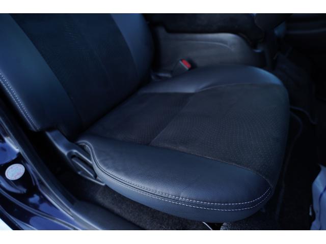 ハイエースバン スーパーＧＬ　ダークプライムＩＩ　５型モデル　社外ナビフルセグ地デジ・Ｂカメラ・両側パワードア・ＬＥＤライト・フォグ・Ｆスポイラー・ルーフスポイラー・モデリスタグリル・社外１８アルミ・寒冷地仕様・ツインバッテリー・純正ＥＧスターター・ワンオーナー（20枚目）