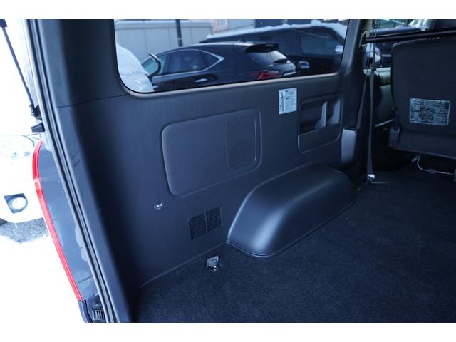 ハイエースバン スーパーＧＬ　ダークプライムＩＩ　５型モデル　社外ナビフルセグ地デジ・Ｂカメラ・両側パワードア・ＬＥＤライト・フォグ・Ｆスポイラー・ルーフスポイラー・モデリスタグリル・社外１８アルミ・寒冷地仕様・ツインバッテリー・純正ＥＧスターター・ワンオーナー（47枚目）