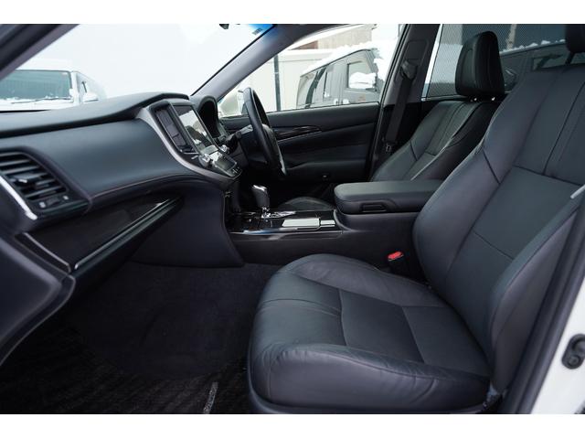 クラウン アスリートGi-Four 純正ナビフルセグ地デジ・360パノラミックモニター・電動サンルーフ・黒革シート・メモリーPシート・シートヒーターエアコン・レーダークルーズ・LED切替フォグ・リア3面シェード・純正スターター・ドラレコ(24枚目)