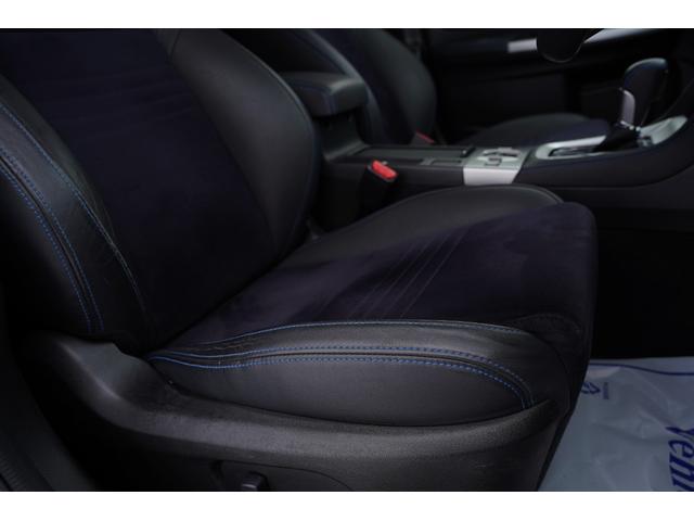 レヴォーグ ２．０ＧＴ－ＳアイサイトＳＴＩエアロ　社外ナビフルセグ地デジ・バックカメラ・ＳＴＩエアロ・純正ＯＰグリル・ＬＥＤデイライト・ＬＥＤフォグ・ハーフ革シート・パワーシート・衝突軽減ブレーキ・レーダークルーズ・寒冷地仕様・ワンオーナー・本州仕入（19枚目）