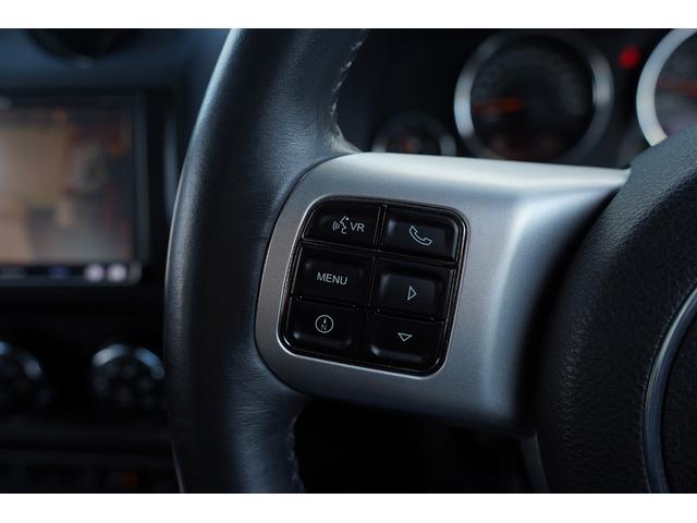 ジープ・コンパス リミテッド　社外ナビフルセグ地デジ・バックカメラ・ＢＯＳＴＯＮプレミアムサウンド・黒革シート・パワーシート・シートヒーター・ＥＴＣ・クルコン・純正１８アルミ・キーレス（32枚目）